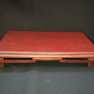 Mesa de exposición ME240704