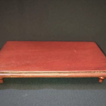 Mesa de exposición ME240702